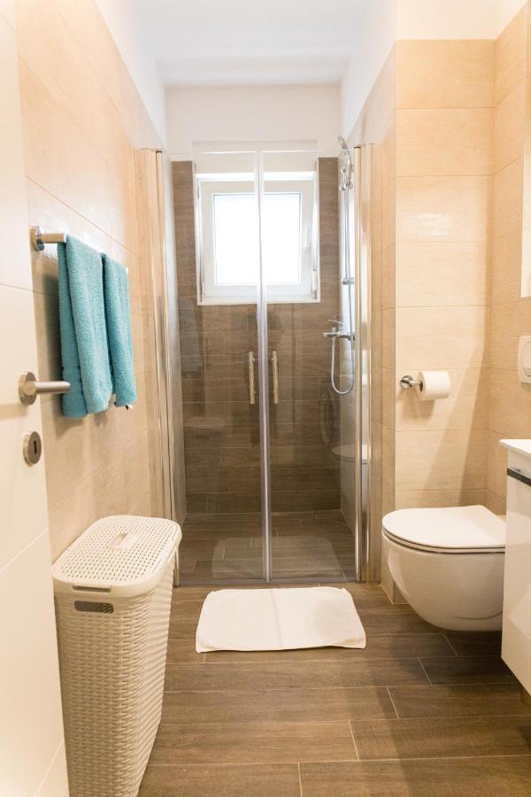 Apartment Zara - Luxury Apartment With Private Pool Esterno foto