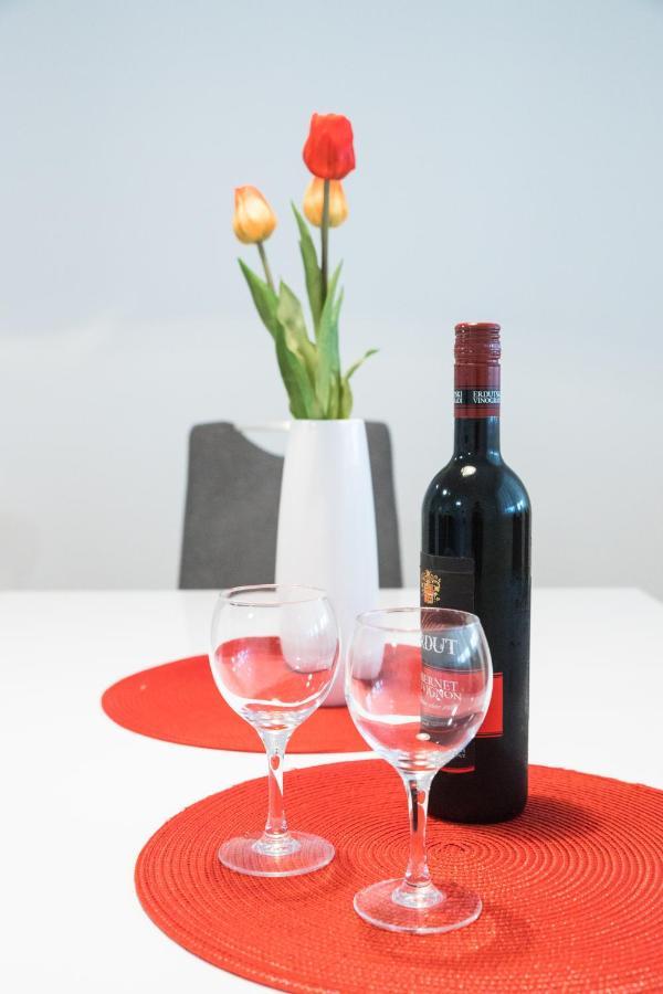 Apartment Zara - Luxury Apartment With Private Pool Esterno foto