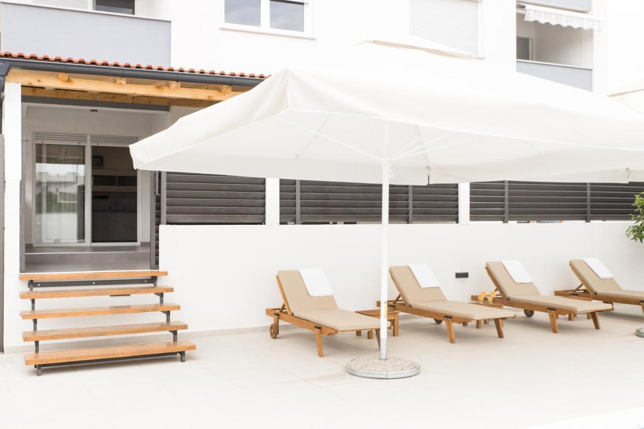 Apartment Zara - Luxury Apartment With Private Pool Esterno foto