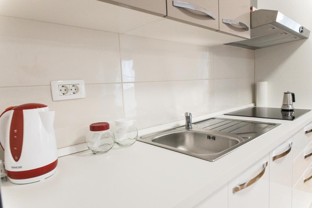 Apartment Zara - Luxury Apartment With Private Pool Esterno foto